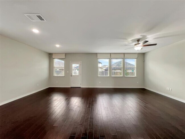 Building Photo - 16917 Casanova Ave