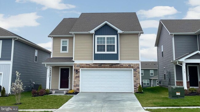 Primary Photo - 124 Charing Cross Dr