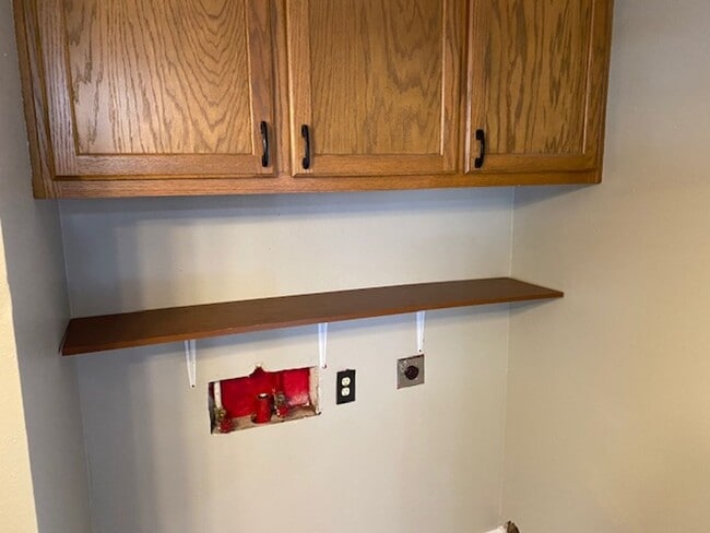 Building Photo - VERY NICE 3-BEDROOM 1-BATH IN WEST JOPLIN-$1250 RENT-$1250 DEPOSIT