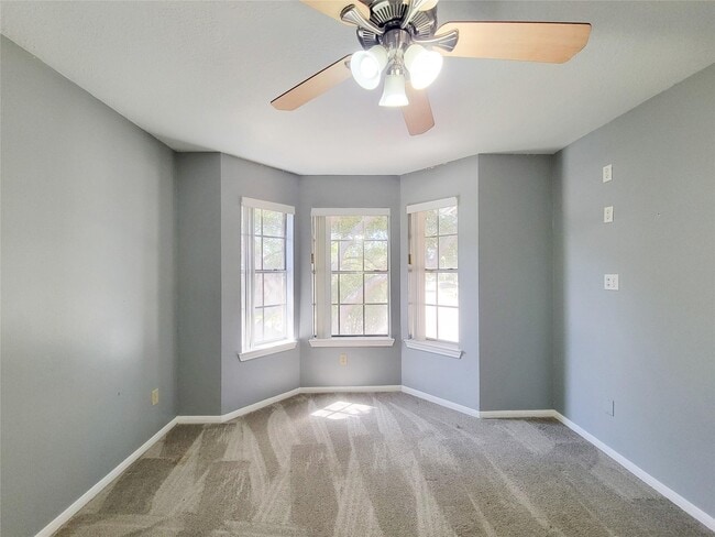 Building Photo - 13602 Somersworth Dr