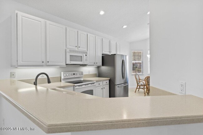 Building Photo - 636 Copperhead Cir