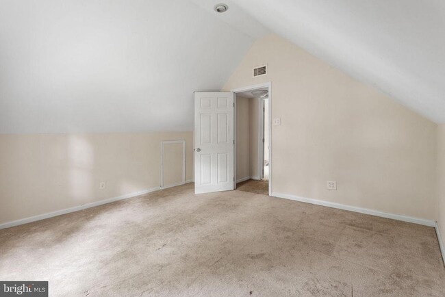 Building Photo - 9323 Cloverly Rd