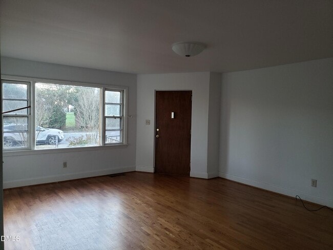 Building Photo - 203 Williamson St