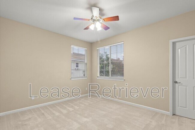 Building Photo - 265-269 S Sonrisa St