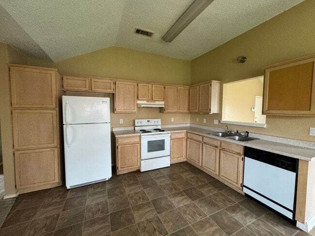 Building Photo - 3-Bedroom House for Rent in Killeen