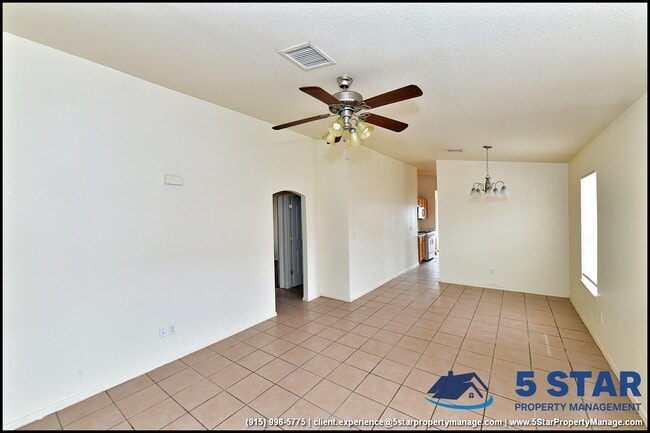 Building Photo - 14164 Robert Ituarte Dr