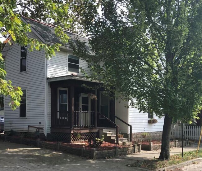 Primary Photo - 1104 Pennsylvania Ave