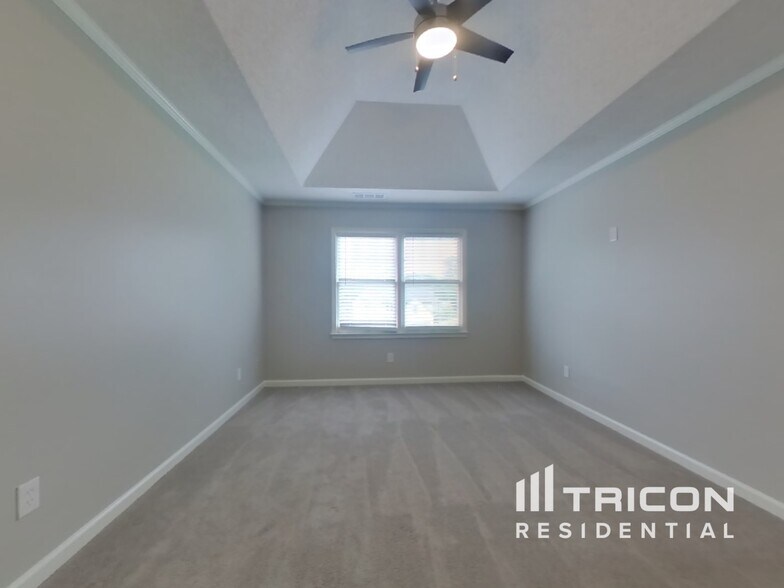 Building Photo - 1010 Maidstone Ct