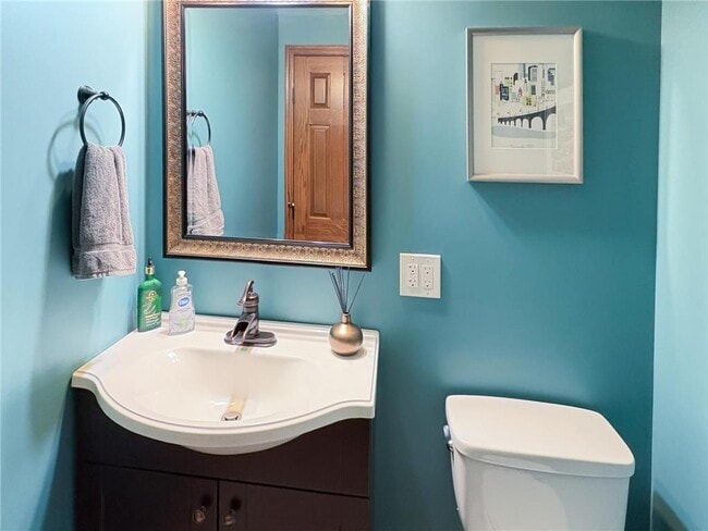 Building Photo - 4407 Curve Ave