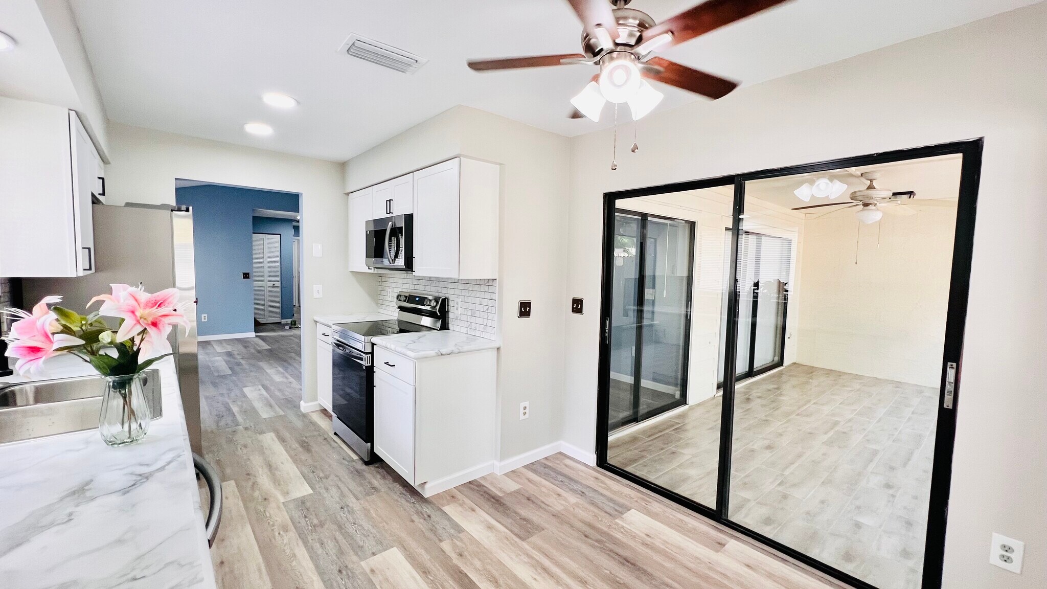 Building Photo - 13903 LAZY OAK DRIVE