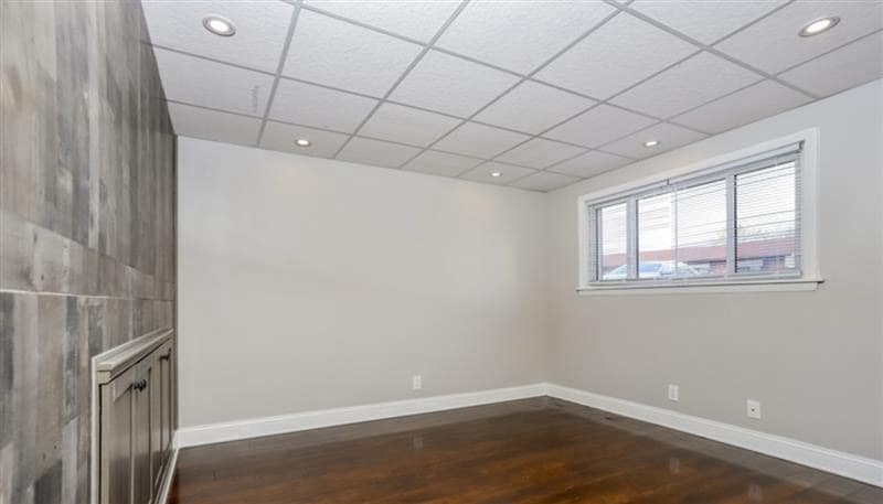 Building Photo - 1224 Bal Harbor Dr