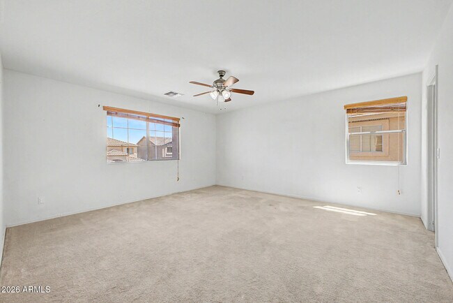 Building Photo - 3119 W Pleasant Ln
