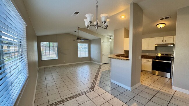 Building Photo - Beautifully Updated 3 Bedroom, 2 Bathroom Single-Level Home in Chandler (85225)!