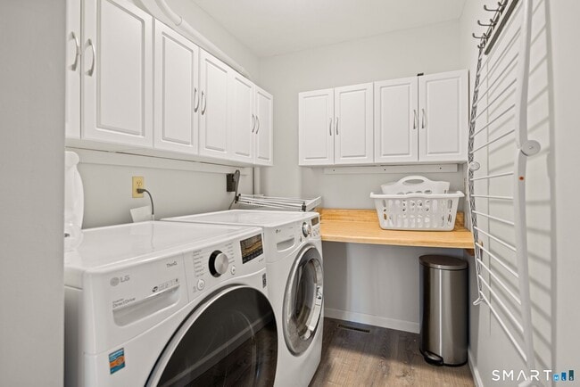 Building Photo - 39 Brightwood Ln