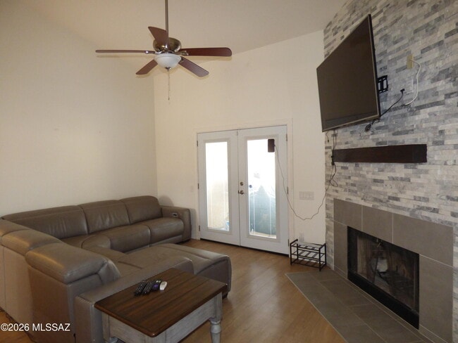 Building Photo - 7192 W Rivulet Dr