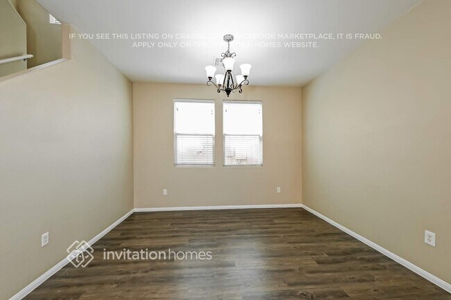 Building Photo - 11169 Alora St