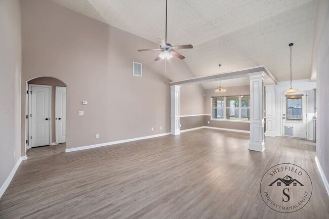 Building Photo - 25 Justice Dr