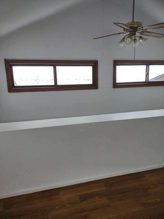 Building Photo - 7615 Mallard Dr
