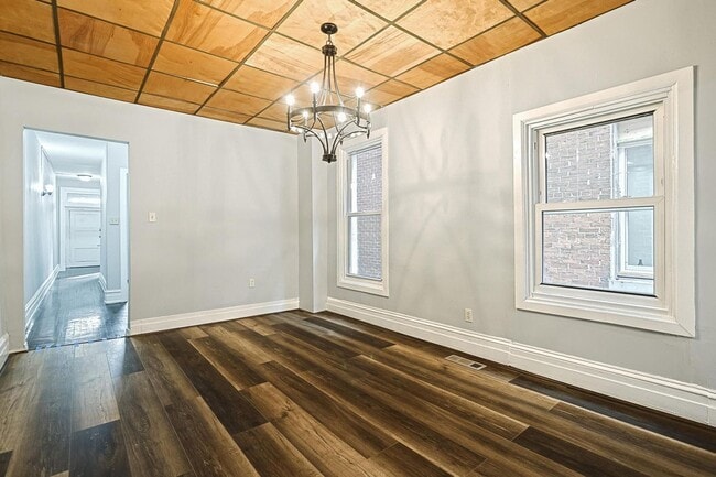 Building Photo - Coming Soon - Spacious 5 Bedroom, 1 Bath H...