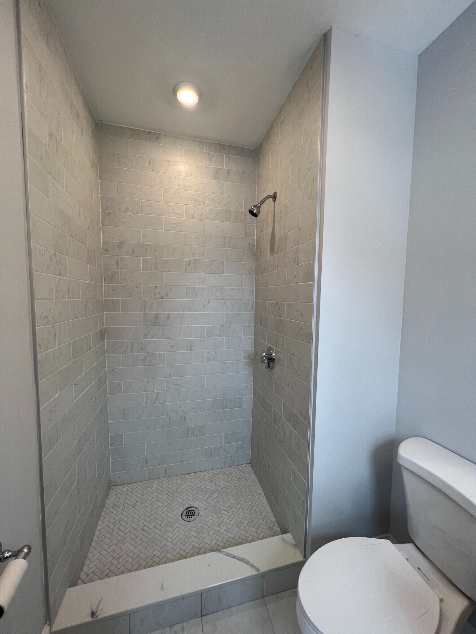 Building Photo - 11 Burnham St