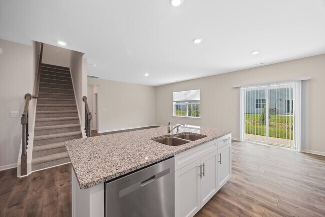 Building Photo - Brand New Construction FIVE Bedrooms!