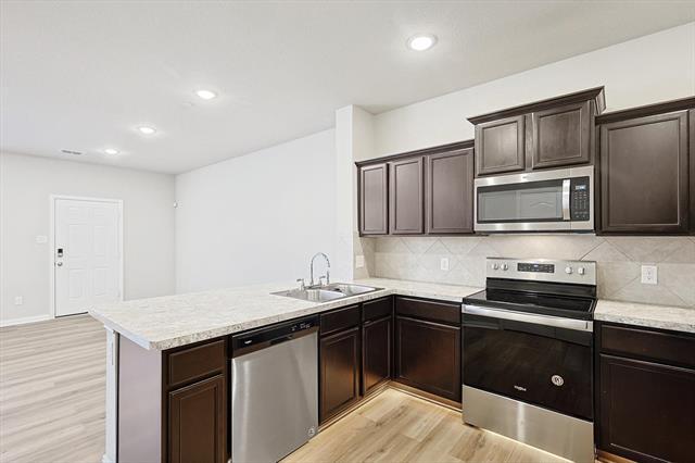 Building Photo - 3513 Cricket Dr