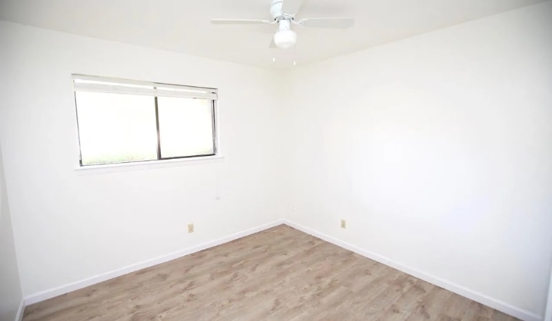 Building Photo - 2105 Cindy Ln