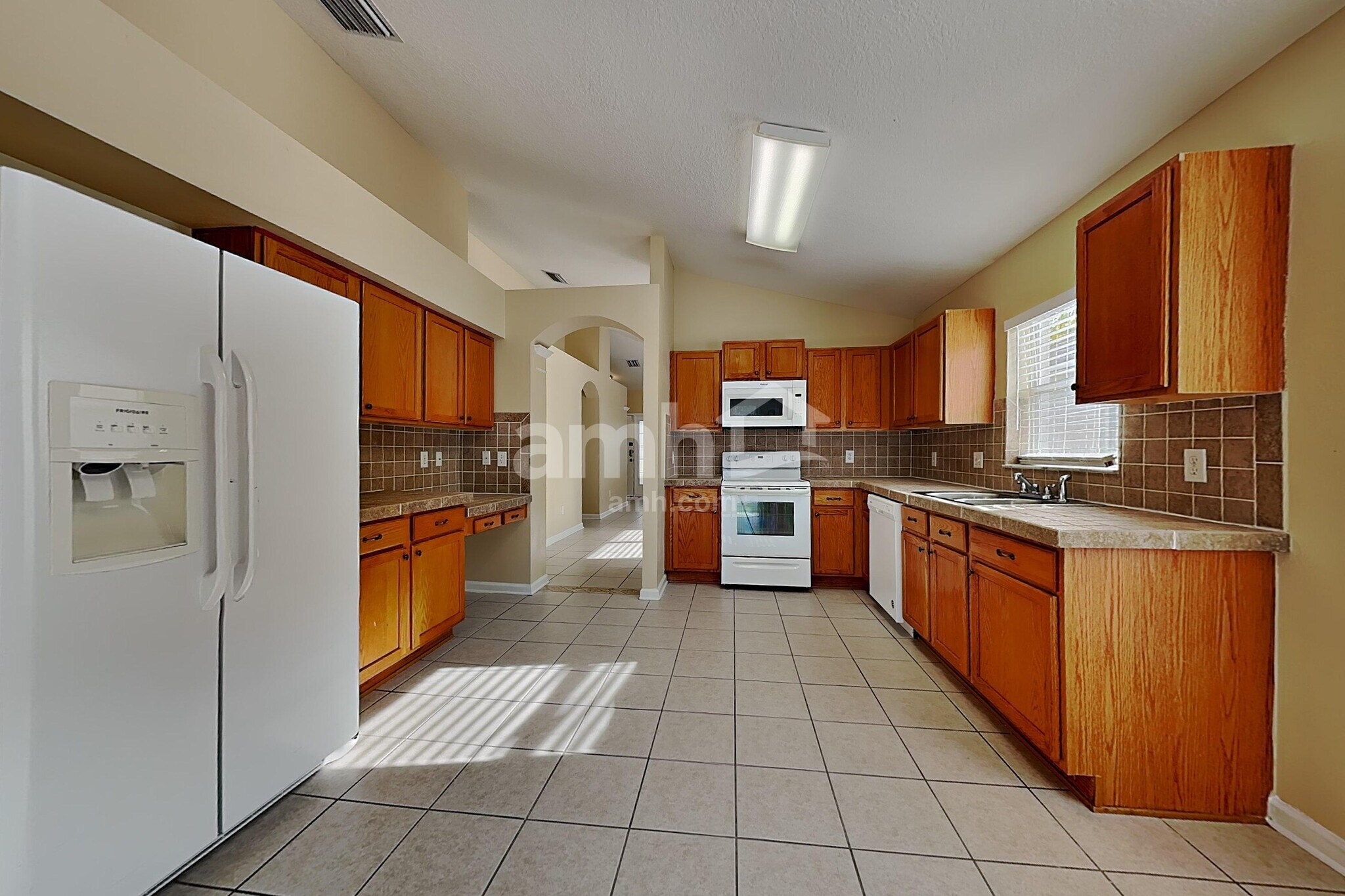 Building Photo - 11555 Misty Isle Ln