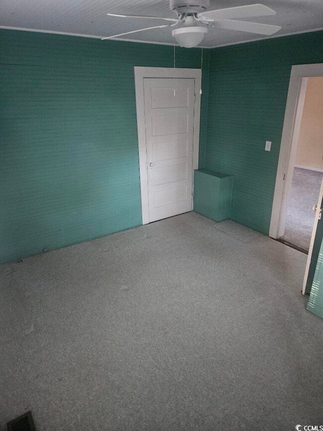 Building Photo - 3490 Cates Bay Hwy