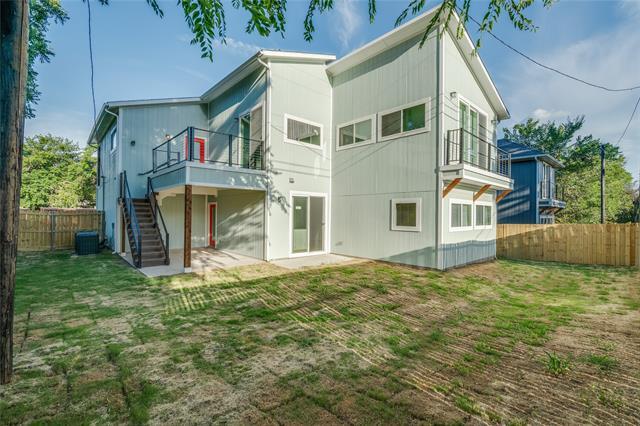 Building Photo - 1855 Highland Dr E