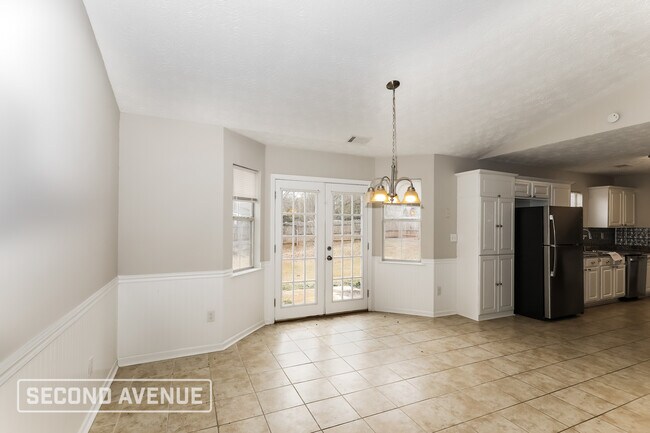 Building Photo - 226 Fern Ct