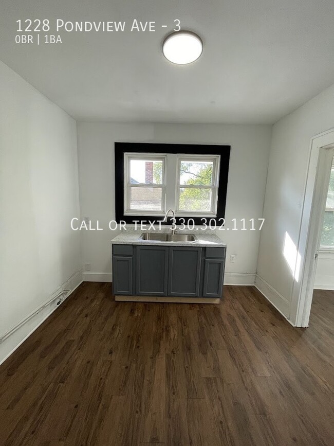 Building Photo - Studio apartment for rent