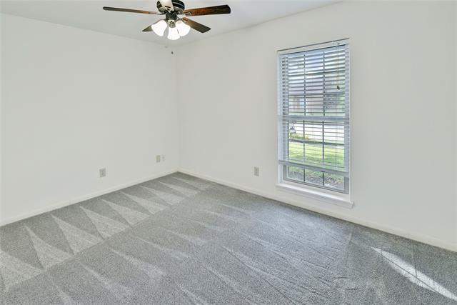 Building Photo - 1306 Clearview Dr