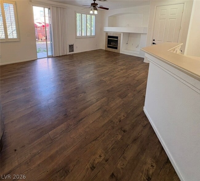 Building Photo - 6064 Nestled Foot St