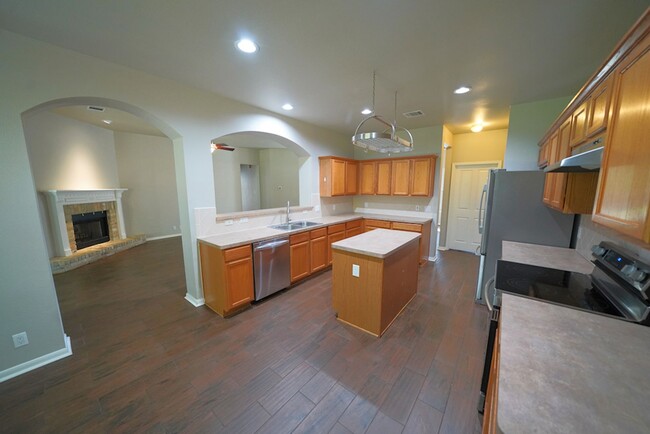 Building Photo - Stunning Single-Story Home Now Available i...