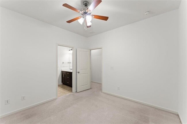Building Photo - 2770 Prado Ln