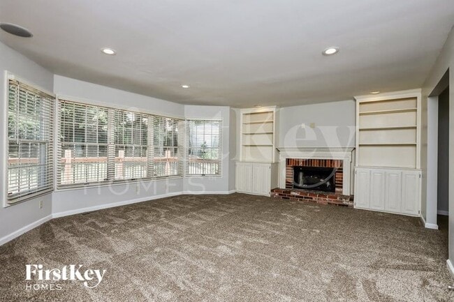 Building Photo - 16030 Surfview Ct