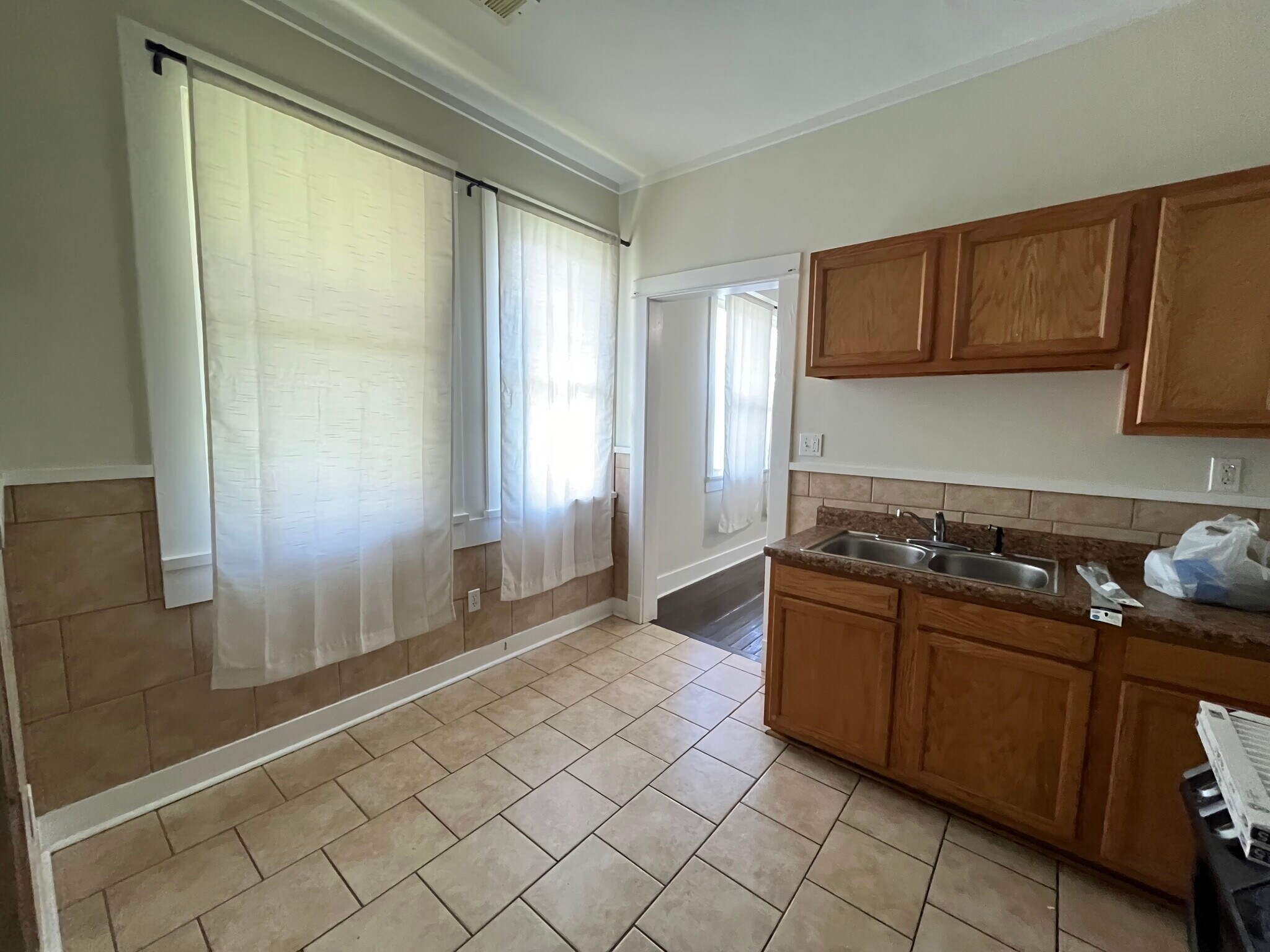 Building Photo - 4224 Ulloa St