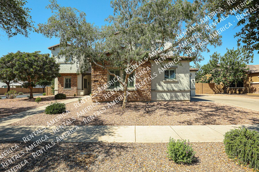 Building Photo - 18676 E Braeburn Ln