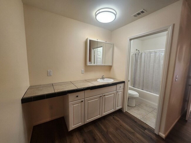 Building Photo - One of a Kind!!! 3 Bedroom house with 4 bathrooms