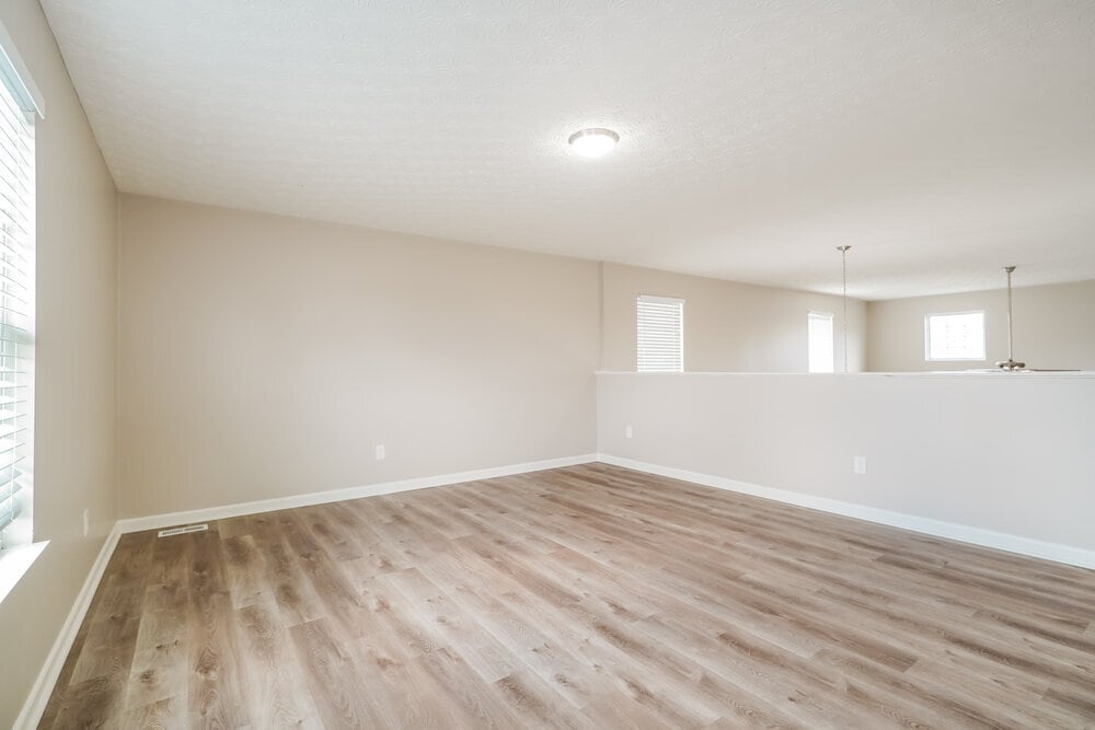 Building Photo - 4880 Grimm Dr