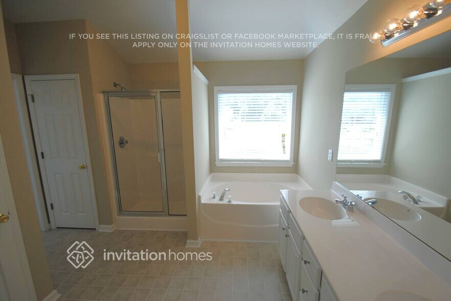 Building Photo - 4402 Walforde Blvd
