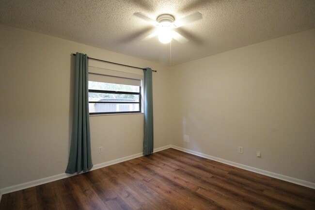 Building Photo - 1228 SW 75th Dr