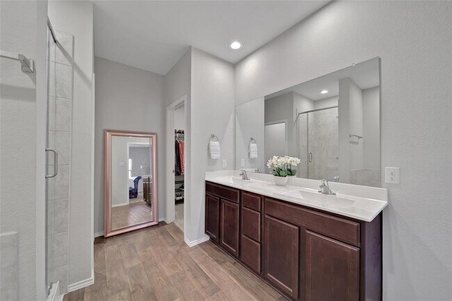 Building Photo - 13854 Rock Island Trl