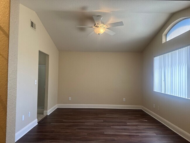 Building Photo - 961 Celestine Cir