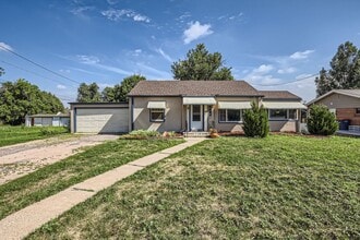 Building Photo - Welcome Home! Beautiful house in Littleton!