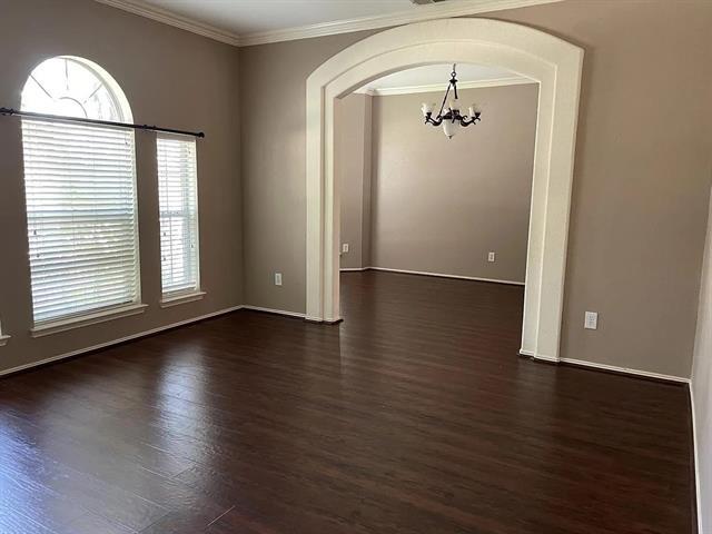 Building Photo - 1233 McMahan Dr