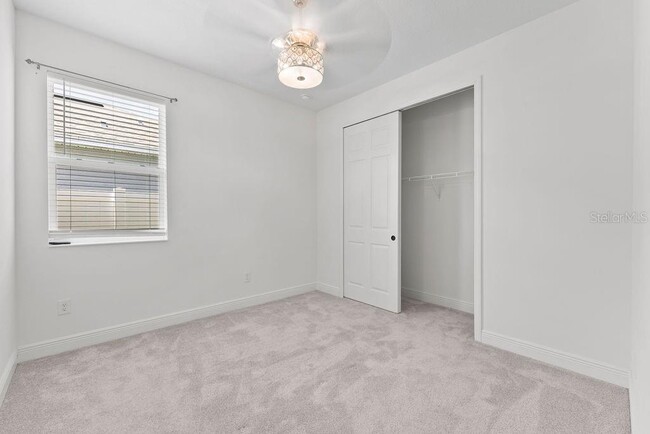 Building Photo - 7322 34th Ct E