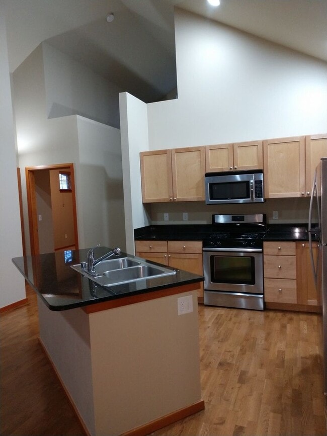 Building Photo - 2079 Calico Loop