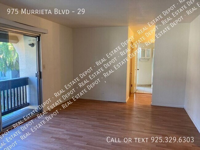 Building Photo - 975 Murrieta Blvd